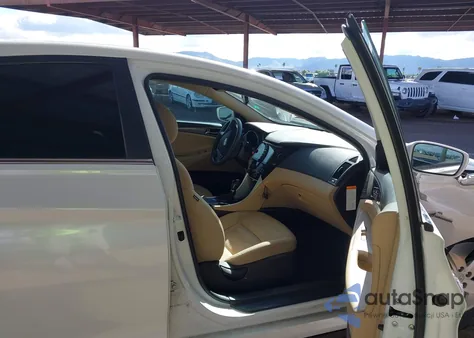 2013 Hyundai Sonata Hybrid из США, поврежденный, VIN KMHEC4A42DA088194